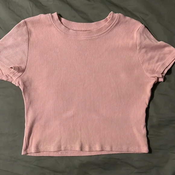 Pink Cropped Ribbed Tee - Picture 2 of 4